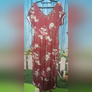 Kidsform brand adult size medium burgundy flower print cap sleeve maxi dress NWT